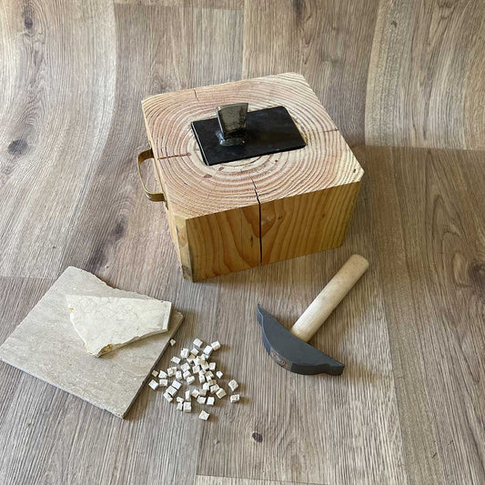 Ceppo in legno con tagliolo con base ad incastro 30x30 cm