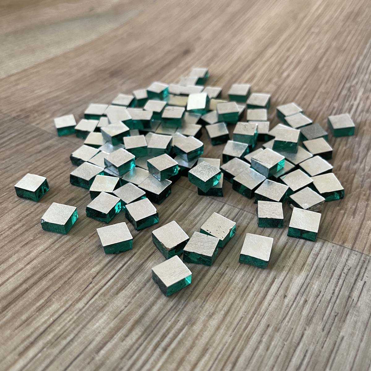 TESELAS DE VIDRIO EN ORO Y PLATA PARA MOSAICO