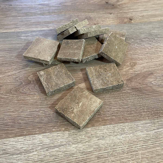 Tessere quadrate in marmo Marrone Travertino Noce (cod. 29)