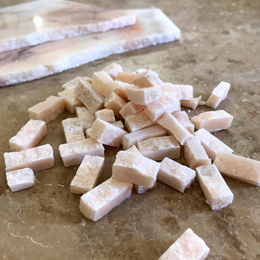 materiale per mosaico, marmo rosa portogallo già tagliato