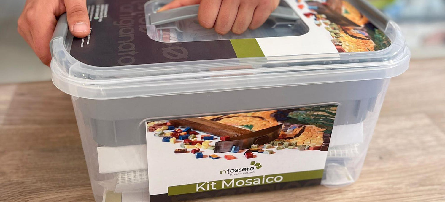 Mosaic Tool box with all the tools and materials to make mosaic in a professional way