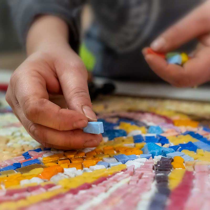 Intensive modern Mosaic techniques course in Italy – SCUOLA DI MOSAICO